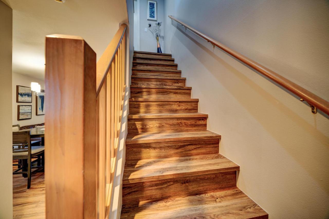 Cozy 2 Bedroom Townhouse In Northgate Seattle Zewnętrze zdjęcie